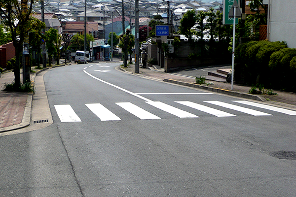 舗装道補修工事（学園大和町）