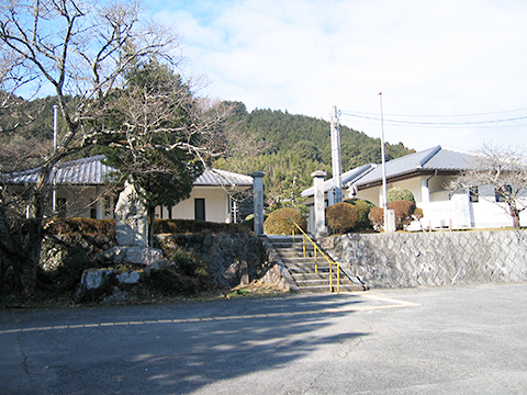 東里公民館改築その他工事