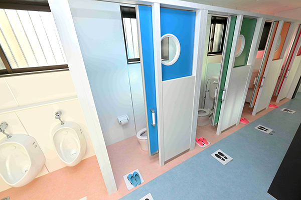 東里公民館改築その他工事